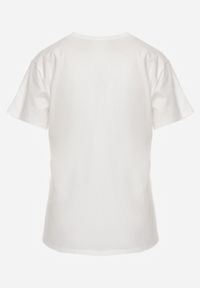 Renee - Biały Bawełniany T-shirt z Krótkim Rękawem i Ozdobnym Kwiatem Krissas. Okazja: na co dzień, do pracy, na spotkanie biznesowe. Kolor: biały. Materiał: bawełna. Długość rękawa: krótki rękaw. Długość: krótkie. Wzór: kwiaty. Styl: casual, biznesowy, elegancki #8