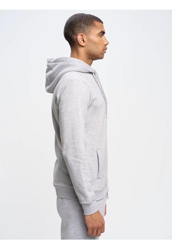 Big-Star - Bluza męska z kapturem szara Ajron 901/ Kersyn 901. Okazja: na co dzień. Typ kołnierza: kaptur. Kolor: szary. Materiał: materiał. Wzór: aplikacja. Styl: sportowy, wakacyjny, elegancki, casual