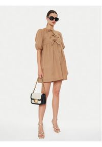 ViCOLO Sukienka codzienna TB1519 Brązowy Regular Fit. Okazja: na co dzień. Kolor: brązowy. Materiał: bawełna. Typ sukienki: proste. Styl: casual