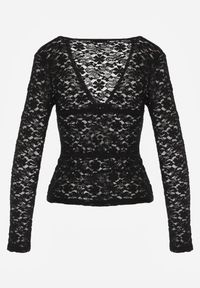 Renee - Czarna Bluzka Longsleeve z Koronki z Dekoltem w Kształcie Litery V Lerafera. Typ kołnierza: dekolt w kształcie V. Kolor: czarny. Materiał: koronka. Długość rękawa: długi rękaw. Wzór: koronka. Styl: rockowy #5