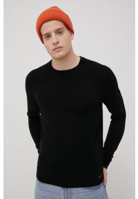 Superdry sweter wełniany męski kolor czarny lekki. Okazja: na co dzień. Kolor: czarny. Materiał: wełna. Długość rękawa: długi rękaw. Długość: długie. Styl: casual