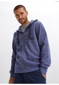 bonprix - Bluza rozpinana z kapturem, w wygodnym fasonie. Typ kołnierza: kaptur. Kolor: niebieski. Wzór: nadruk #1