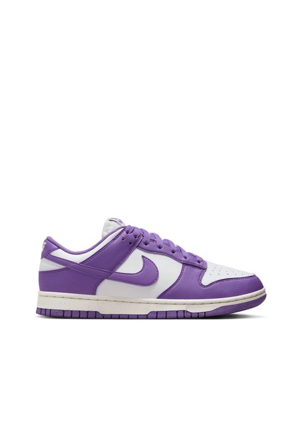Buty Mężczyzna Nike Dunk Low biały. Okazja: na co dzień. Kolor: fioletowy