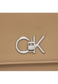 Calvin Klein Torebka Re-Lock Ew Conv Crossbody K60K611084 Brązowy. Kolor: brązowy. Materiał: skórzane #5