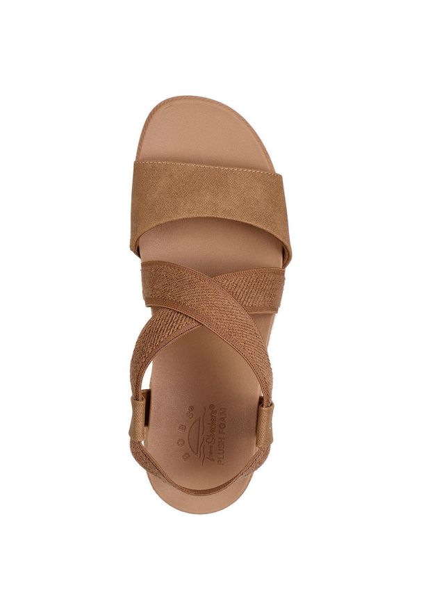 skechers - Sandały Skechers Desert Kiss Low, Kobiety. Kolor: brązowy. Materiał: materiał
