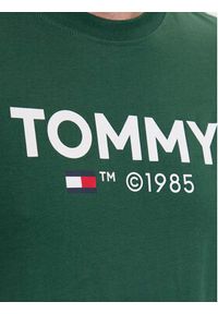 Tommy Jeans T-Shirt Essential DM0DM18264 Zielony Slim Fit. Kolor: zielony. Materiał: bawełna
