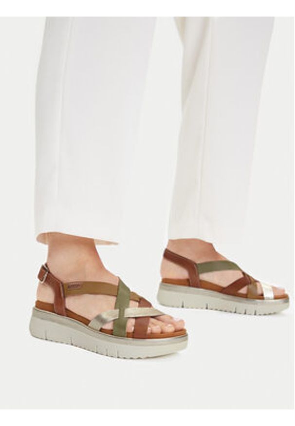 Pikolinos Sandały W4N-0650C1 Brązowy. Kolor: brązowy. Materiał: skóra