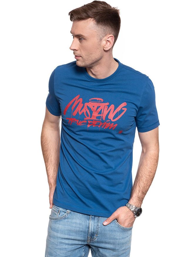 Mustang - MĘSKI T-SHIRT MUSTANG Alex C Print 1009007 5235. Wzór: nadruk