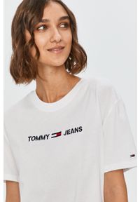 Tommy Jeans - T-shirt. Okazja: na co dzień. Kolor: biały. Materiał: bawełna, dzianina. Wzór: aplikacja. Styl: casual #3