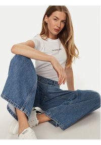 Guess Jeans T-Shirt W4YI01 J1314 Biały Slim Fit. Kolor: biały. Materiał: bawełna #4