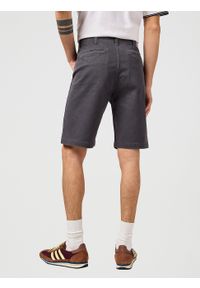 Wrangler - MESKIE SPODENKI WRANGLER CJ CHINO SHORTS FADED BLACK 112362922. Okazja: na spacer, na co dzień. Materiał: jeans, materiał, skóra, bawełna, elastan. Długość: do kolan. Sezon: lato. Styl: elegancki, casual, klasyczny #5