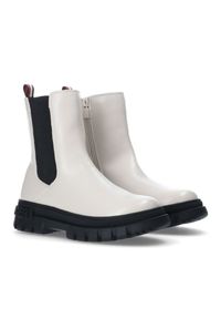 TOMMY HILFIGER - Botki Tommy Hilfiger Bootie Ivory T3A5-33058-1355101-101 beżowy. Zapięcie: zamek. Kolor: beżowy #4