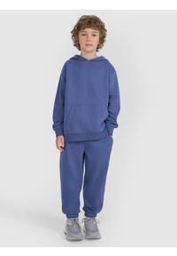 4f - 4F Bluza dresowa nierozpinana z kapturem chłopięca - niebieska 140 (9-10 lat). Okazja: na co dzień. Typ kołnierza: kaptur. Kolor: niebieski. Materiał: dresówka. Wzór: gładki, ze splotem. Sezon: lato. Styl: sportowy, casual, młodzieżowy #2