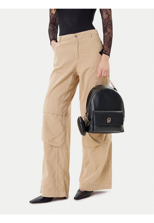 Liu Jo Plecak M Backpack AF5324 E0077 Czarny. Kolor: czarny. Materiał: skóra