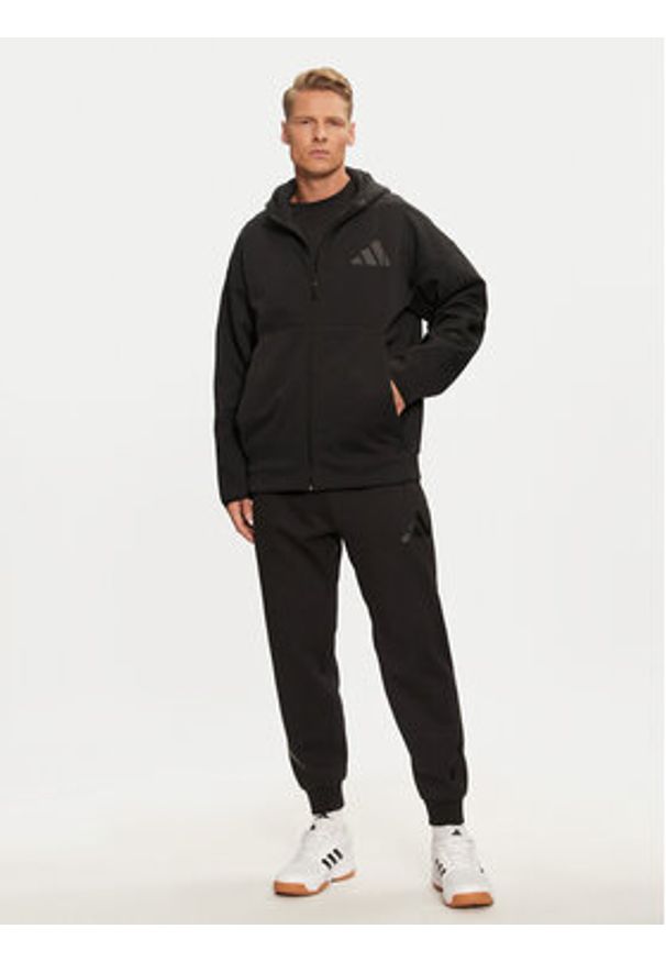 Adidas - adidas Bluza Z.N.E. JE7538 Czarny Regular Fit. Kolor: czarny. Materiał: bawełna