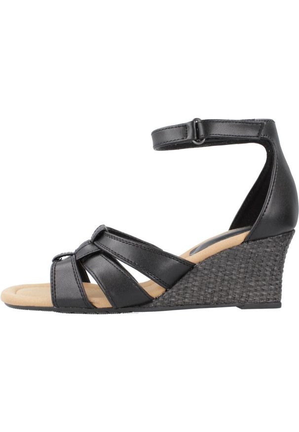 Clarks - Sandały CLARKS KYARRA JOY Czarny. Kolor: czarny. Materiał: syntetyk, tkanina, skóra. Sezon: lato