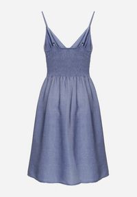 Born2be - Niebieska Wiskozowa Sukienka o Rozkloszowanym Kroju z Kopertowym Dekoltem Liralune. Typ kołnierza: dekolt w kształcie V. Kolor: niebieski. Materiał: wiskoza. Długość rękawa: na ramiączkach. Typ sukienki: kopertowe. Styl: elegancki, klasyczny #3