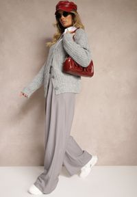 Renee - Szare Spodnie Palazzo High Waist z Szerokimi Nogawkami i Paskiem z Metalową Klamrą Oinna. Okazja: na co dzień, do pracy. Stan: podwyższony. Kolor: szary. Styl: klasyczny, elegancki, casual #4
