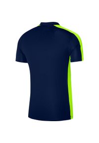 Koszulka sportowa męska Nike Drifit Academy. Typ kołnierza: polo. Kolor: niebieski, żółty, wielokolorowy. Materiał: poliester. Sport: piłka nożna