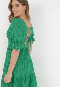 Born2be - Zielona Sukienka Galyllis. Kolor: zielony. Materiał: bawełna. Wzór: haft. Styl: boho. Długość: midi #2