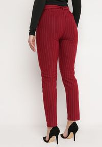 Born2be - Bordowe Długie Spodnie z Gumką w Talii i Materiałowym Paskiem Xanneli. Kolor: czerwony. Materiał: materiał. Długość: długie. Styl: elegancki