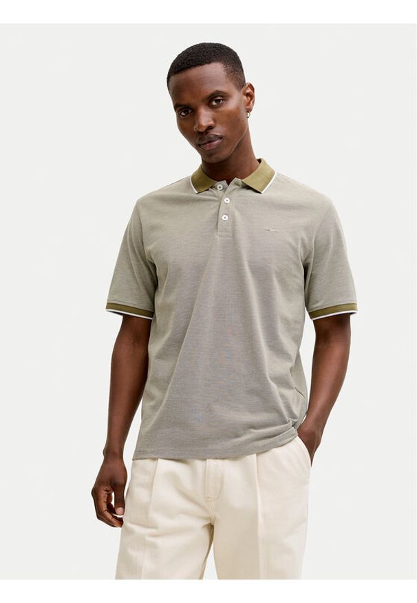 Jack & Jones Polo Blualves 12274681 Zielony Regular Fit. Typ kołnierza: polo. Kolor: zielony. Materiał: bawełna
