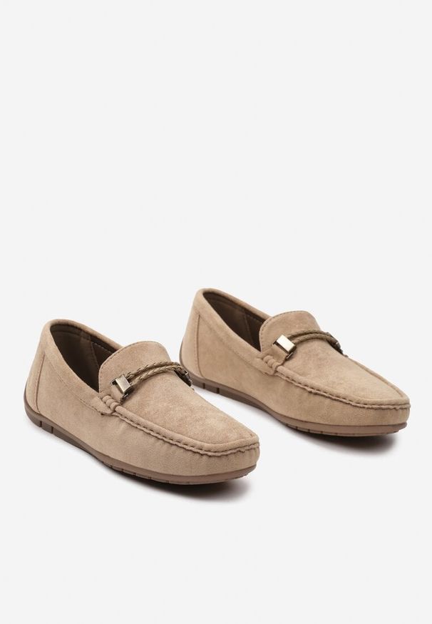 Born2be - Ciemnobeżowe Półbuty Mokasyny na Grubej Podeszwie z Metalową Ozdobą Rsosa. Kolor: beżowy. Materiał: jeans, len. Wzór: aplikacja. Styl: sportowy, elegancki