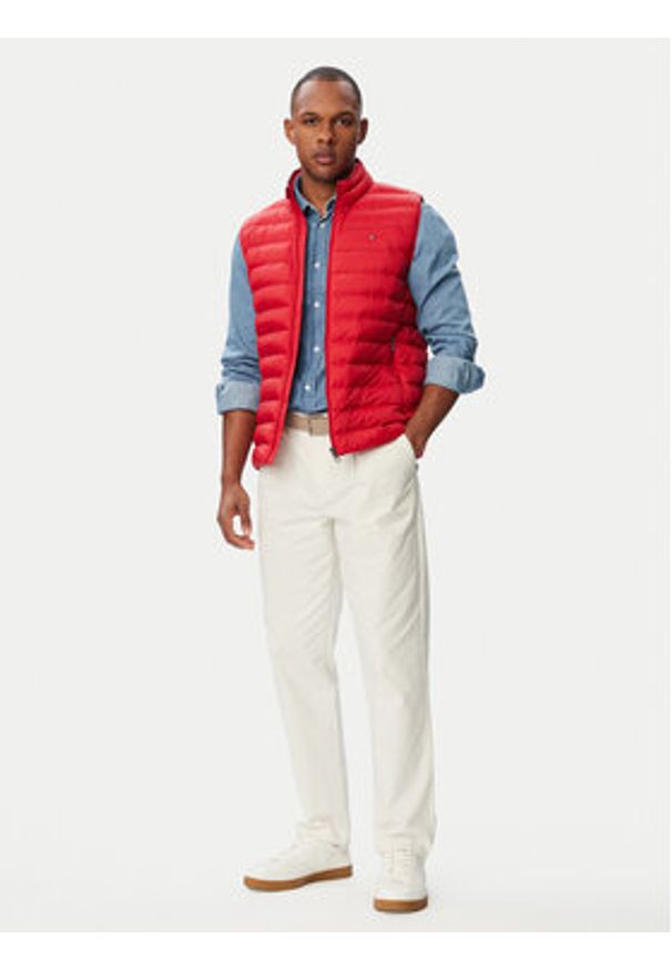 TOMMY HILFIGER - Tommy Hilfiger Kamizelka MW0MW37677 Czerwony Regular Fit. Kolor: czerwony. Materiał: syntetyk