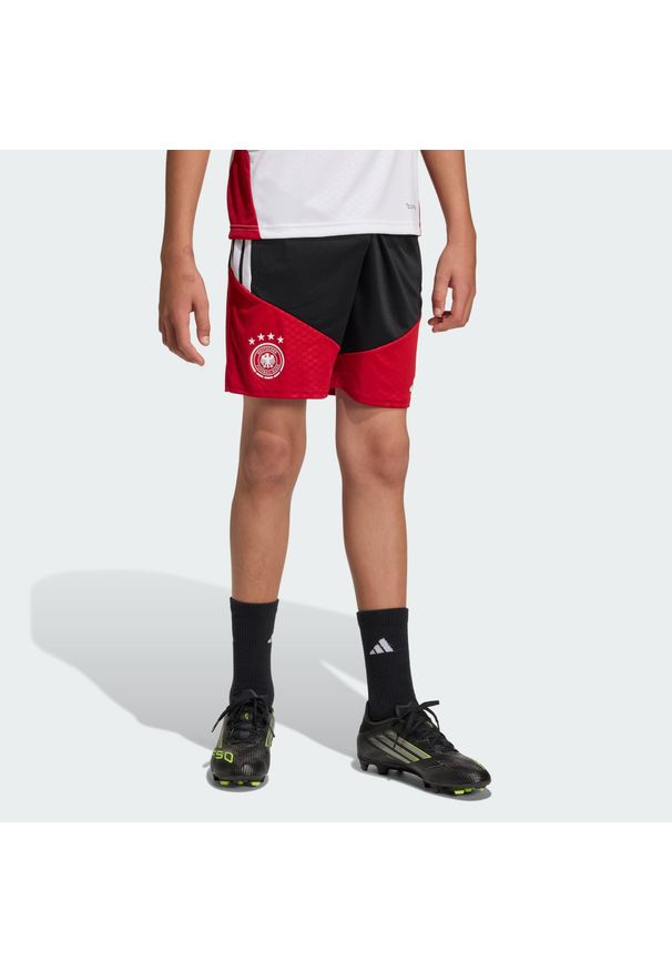 Adidas - Spodenki treningowe Germany 26 Tiro Kids. Kolor: czarny. Technologia: ClimaCool (Adidas). Sport: piłka nożna