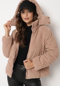 Born2be - Różowa Sztruksowa Kurtka Puchowa z Odpinanym Kapturem Sinitha. Okazja: na co dzień. Kolor: różowy. Materiał: sztruks, puch. Styl: casual, elegancki #7