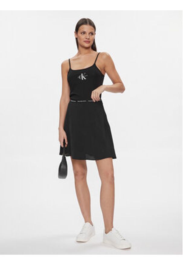 Calvin Klein Jeans Spódnica mini Logo J20J223143 Czarny Regular Fit. Kolor: czarny. Materiał: wiskoza