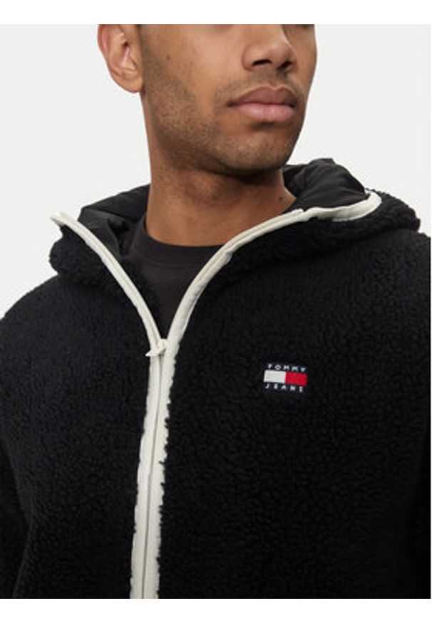 Tommy Jeans Kurtka przejściowa Teddy DM0DM19224 Czarny Regular Fit. Kolor: czarny. Materiał: syntetyk