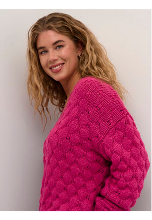 Kaffe Sweter Katinka 10507747 Różowy Loose Fit. Kolor: różowy. Materiał: syntetyk