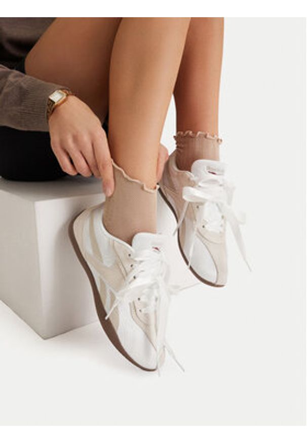 Reebok Sneakersy C-ULTRA LO 100245705 Biały. Kolor: biały. Materiał: materiał