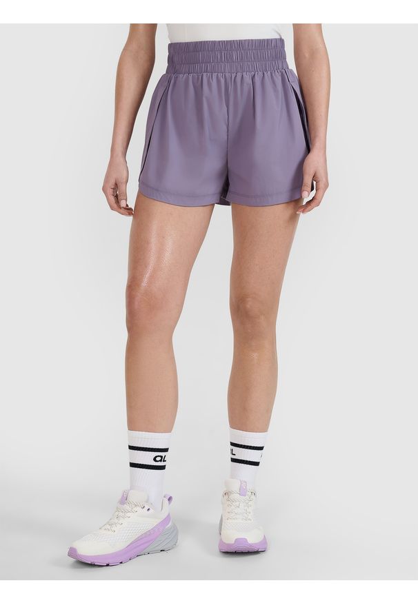 4f - 4F Spodenki treningowe szybkoschnące damskie 4F x Anna Lewandowska - fioletowe XL. Stan: podwyższony. Kolor: fioletowy. Materiał: materiał, tkanina, elastan, syntetyk, włókno. Długość: krótkie. Wzór: gładki. Sport: fitness