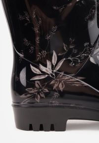 Born2be - Czarne Kalosze z Bieżnikiem Ozdobione Wzorem Botanicznym Kassameia. Okazja: na co dzień. Kolor: czarny. Wzór: aplikacja. Styl: casual, klasyczny #4
