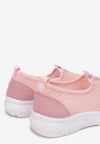 Born2be - Różowe Buty Sportowe Daeimea. Zapięcie: bez zapięcia. Kolor: różowy. Materiał: materiał. Szerokość cholewki: normalna. Wzór: aplikacja #6