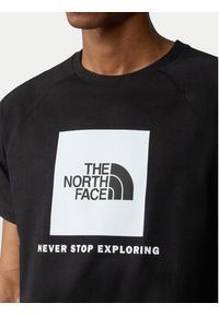 The North Face T-Shirt Redbox NF0A87NJ Czarny Regular Fit. Kolor: czarny. Materiał: bawełna