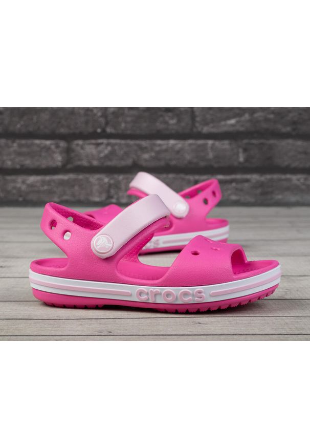 Sandały dziewczęce do chodzenia Crocs BAYABAND. Kolor: biały, wielokolorowy, różowy