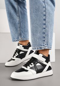 Renee - Czarno-Białe Sneakersy z Wysoką Cholewką Ylattia. Okazja: na co dzień. Wysokość cholewki: przed kolano. Zapięcie: rzepy. Kolor: czarny. Szerokość cholewki: normalna. Wzór: aplikacja #6