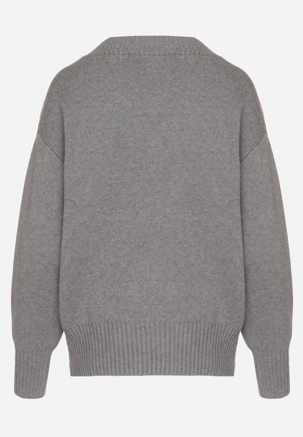 Born2be - Szary Sweter z Kaszmirem z Dekoltem w Serek Plenae. Okazja: na co dzień. Typ kołnierza: dekolt w serek. Kolor: szary. Materiał: kaszmir. Styl: klasyczny, casual, elegancki