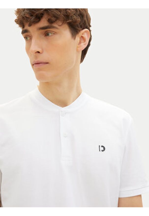 Tom Tailor Denim Polo 1041183 Biały Regular Fit. Typ kołnierza: polo. Kolor: biały. Materiał: bawełna