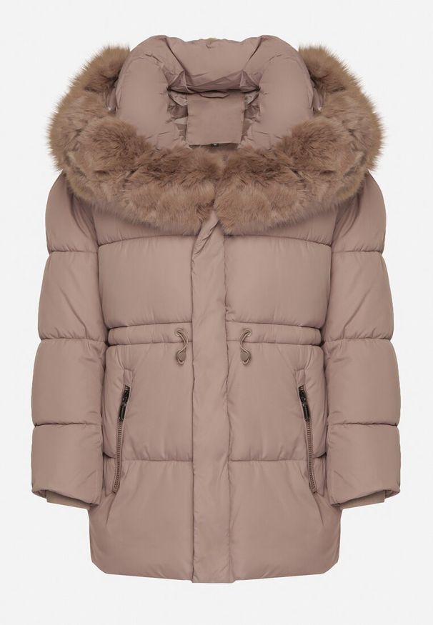 Born2be - Ciemnobeżowa Kurtka z Pikowanymi Przeszyciami i Kapturem z Futerkiem Galiadia. Okazja: na co dzień, na spacer. Kolor: beżowy. Materiał: futro. Styl: casual, sportowy, klasyczny