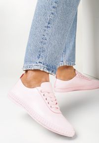 Born2be - Różowe Trampki. Nosek buta: okrągły. Kolor: różowy. Materiał: skóra ekologiczna, jeans, materiał. Szerokość cholewki: normalna. Wzór: jednolity