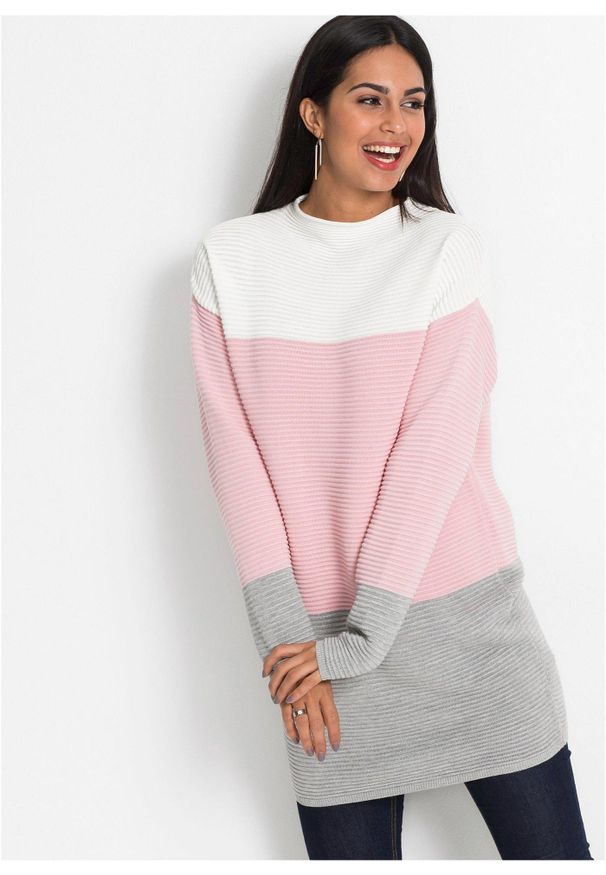 bonprix - Długi sweter w paski. Typ kołnierza: kołnierzyk stójkowy. Kolor: biały. Materiał: dzianina. Długość: długie. Wzór: paski. Styl: elegancki