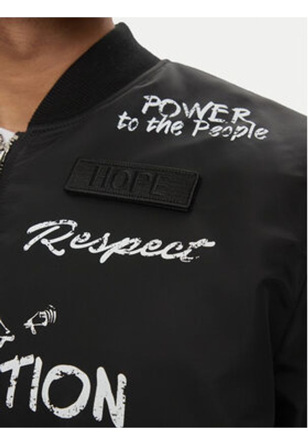 Alpha Industries Kurtka bomber MA-1 Peace 156136 Czarny Regular Fit. Kolor: czarny. Materiał: syntetyk