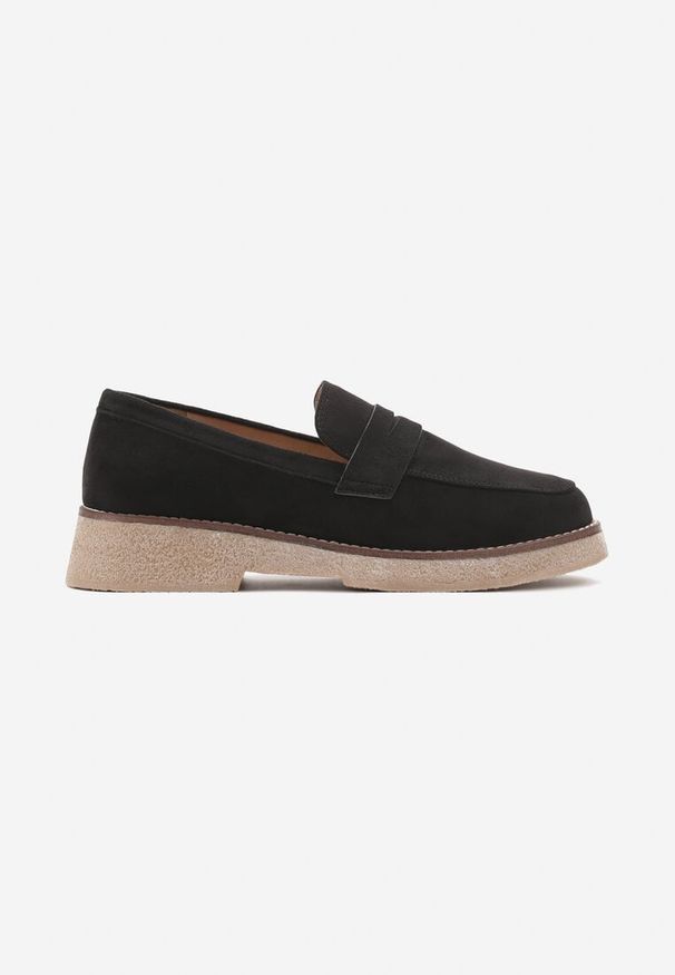 Born2be - Czarne Mokasyny z Imitacji Zamszu na Kontrastowej Podeszwie Beliara. Okazja: na co dzień, do pracy. Kolor: czarny. Materiał: zamsz. Styl: elegancki, casual