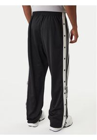 Adidas - adidas Spodnie dresowe Adibreak Classic KD4094 Czarny Regular Fit. Kolor: czarny. Materiał: syntetyk #2