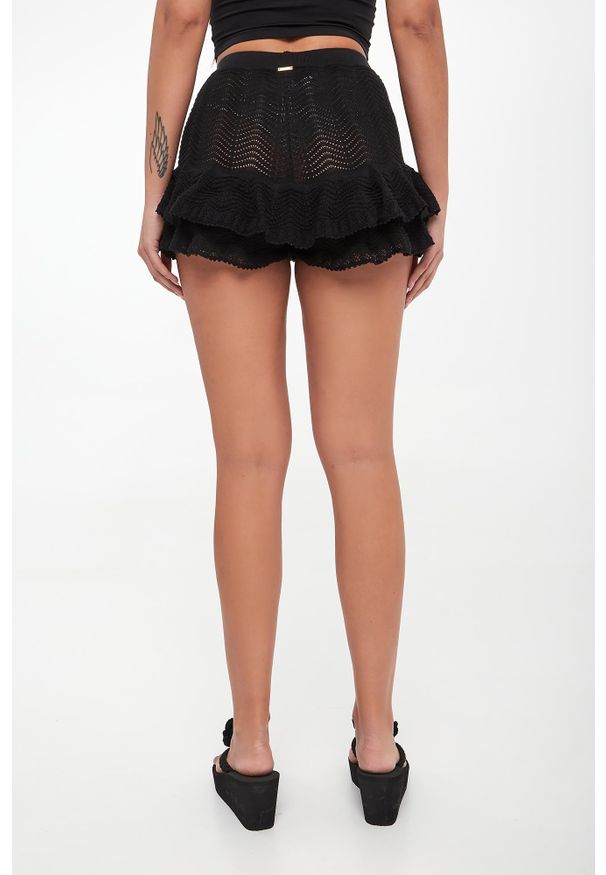 Twinset Milano - Szorty damskie ażurowe z falbanami TWINSET. Wzór: ażurowy