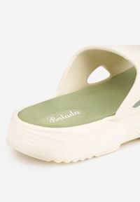 Born2be - Białe Minimalistyczne Klapki Basenowe na Piankowej Podeszwie Paphie. Okazja: do domu, na co dzień, na plażę. Kolor: biały. Materiał: dresówka. Sezon: lato. Styl: wakacyjny, casual #6